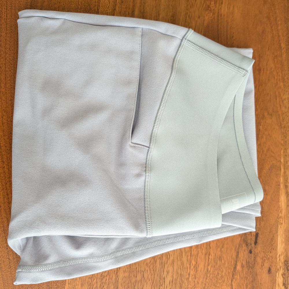 Puma Light Gray Activewear - Picture 3 of 7